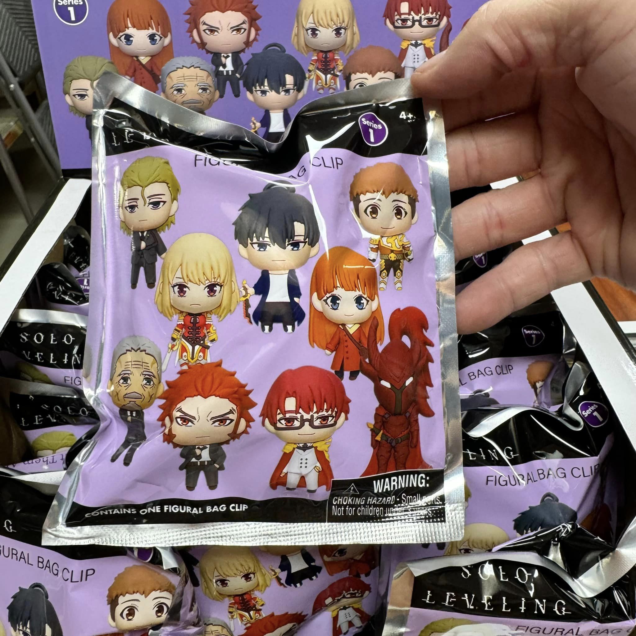 Monogram: SOLO LEVELING 3-D Foam Bag Clip Mystery Bag Series 1 Monogram: SOLO LEVELING 3-D Foam Bag Clip Mystery Bag Series 1