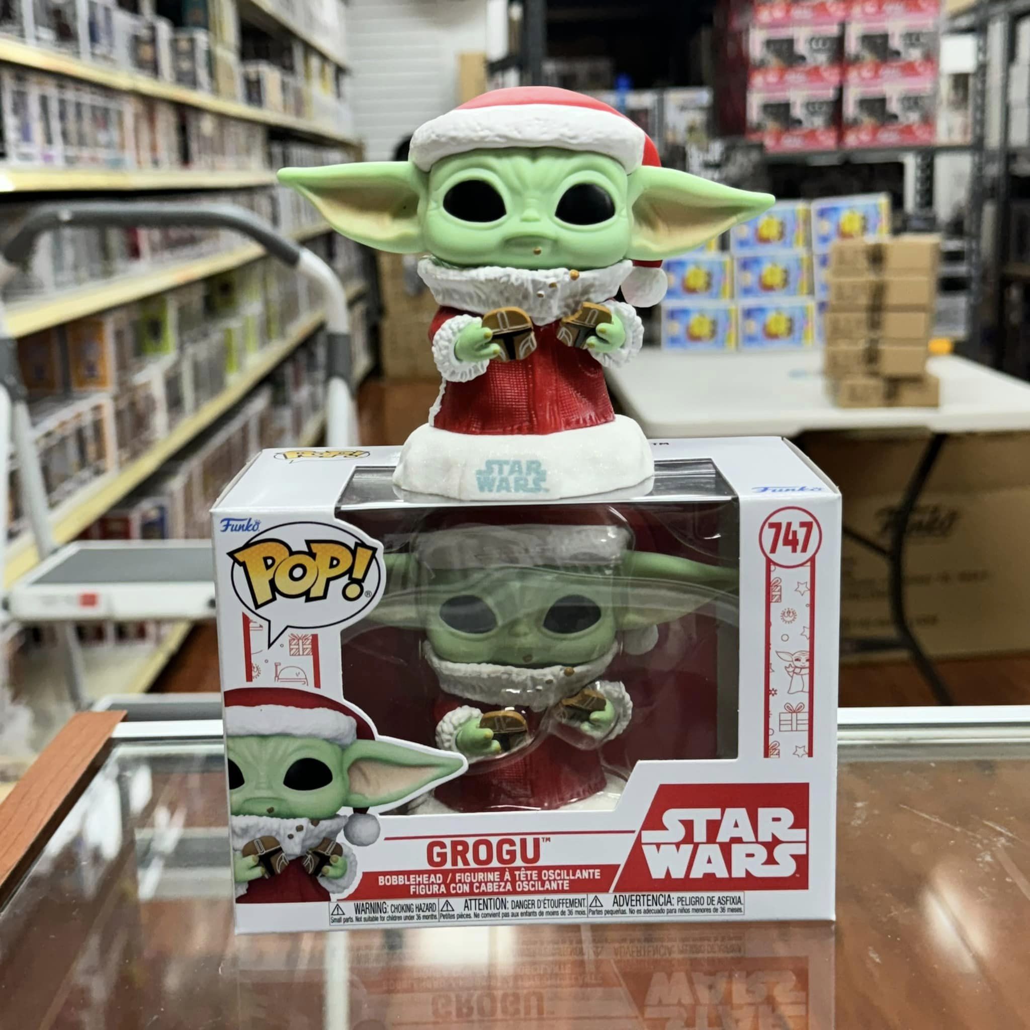 Funko Pop! Star Wars: Mandolorian - Grogu (Santa) Vinly Figure