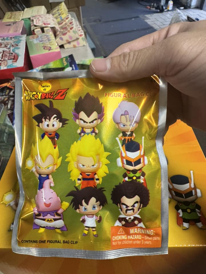 Monogram: 3D Figural Bag Clip Dragon Ball Z Series 6 Mystery Pack [1 RANDOM Figure]