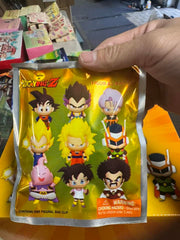 Monogram: 3D Figural Bag Clip Dragon Ball Z Series 6 Mystery Pack [1 RANDOM Figure]