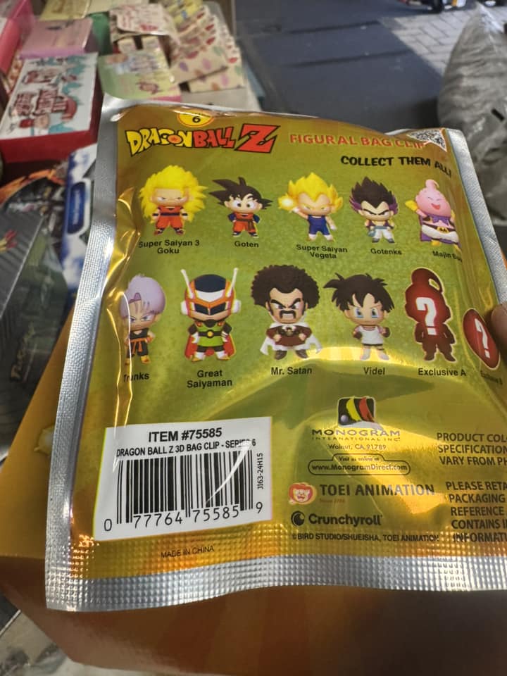 Monogram: 3D Figural Bag Clip Dragon Ball Z Series 6 Mystery Pack [1 RANDOM Figure]