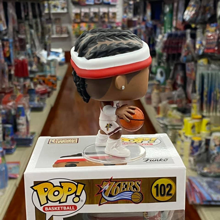 Funko Pop! NBA: Legends - Allen Iverson (Sixers Home) Vinyl Figure