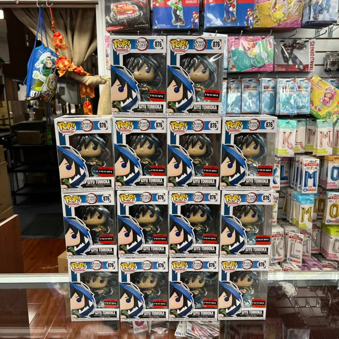 DAMAGED BOX! Funko Pop! Anime DEMON SLAYER GIYU TOMIOKA 1X Vinyl Figure AAA ANIME EXCLUSIVE