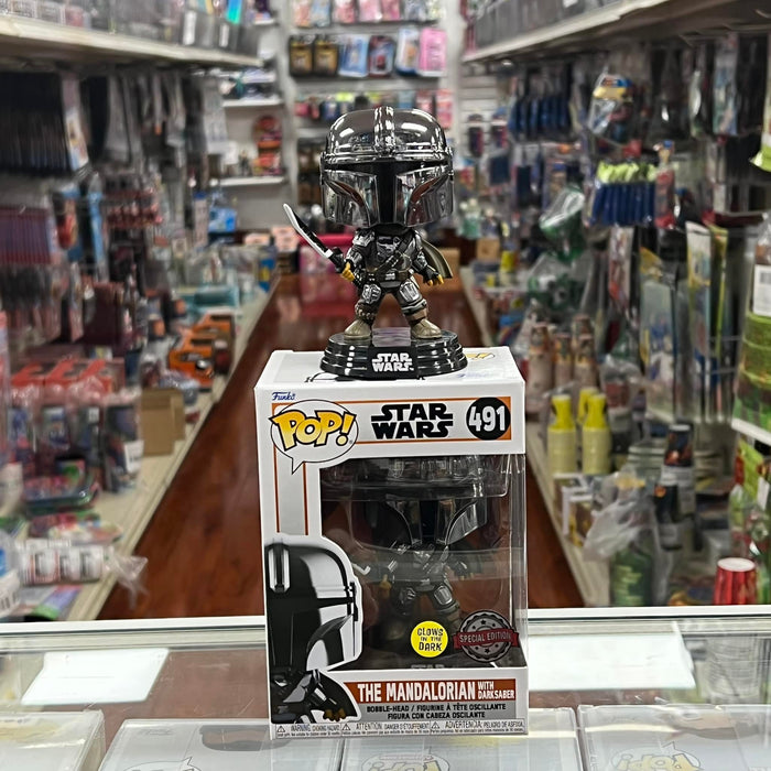 FUNKO POP! Special Edition Metallic The Mandalorian with Darksaber GITD #491