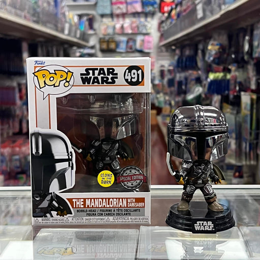 FUNKO POP! Special Edition Metallic The Mandalorian with Darksaber GITD #491