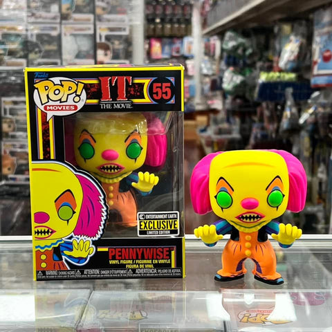 Funko Pop! HORROR MOVIES HALLOWEEN IT MOVIES PENNYWISE (Black light) Vinyl Figure ENTERTAINMENT EARTH EXCLUSIVE
