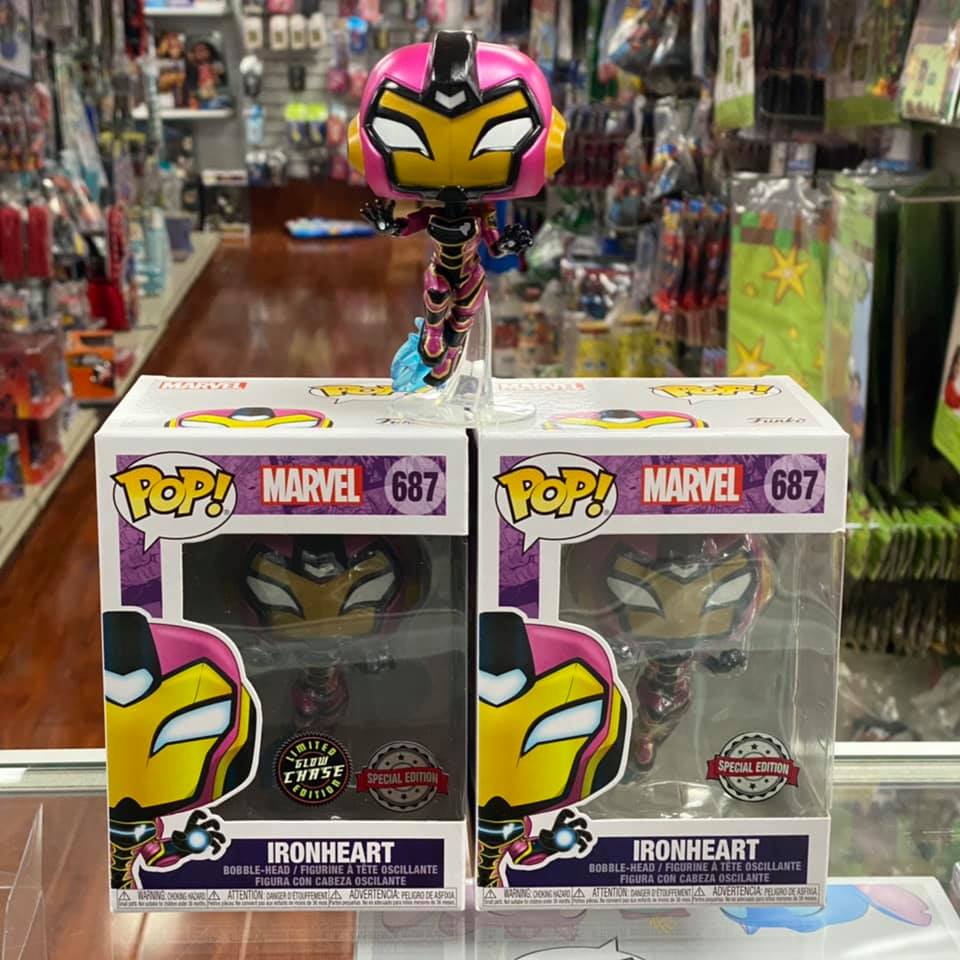 Funko Pop! MARVEL IRONHEART Common & Chase Bundle Bobble-head Figure #687 Special Edition Sticker!