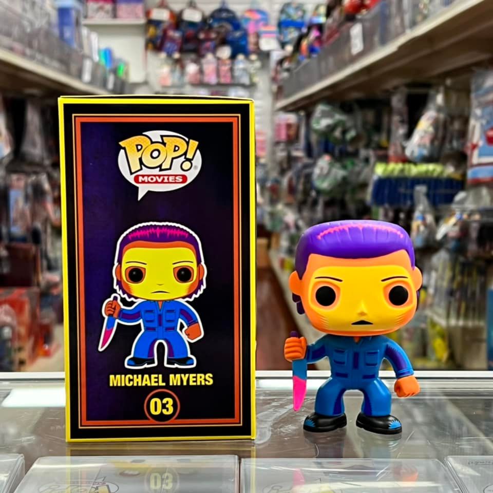 Funko Pop! HORROR MOVIES HALLOWEEN MICHAEL MYERS (Black light) Vinyl Figure ENTERTAINMENT EARTH EXCLUSIVE