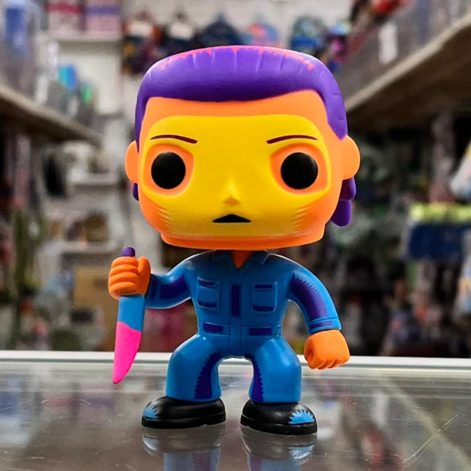 Funko Pop! HORROR MOVIES HALLOWEEN MICHAEL MYERS (Black light) Vinyl Figure ENTERTAINMENT EARTH EXCLUSIVE